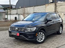 Купити Volkswagen Tiguan автомат бу Київ - купити на Автобазарі