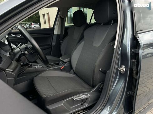 Skoda Octavia 2020 - фото 27