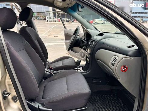 Nissan Almera Classic 2011 - фото 21