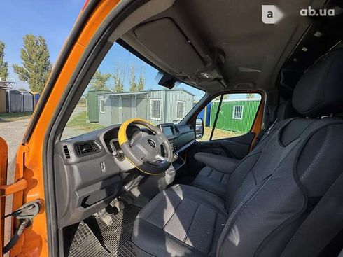 Renault Master 2021 - фото 12