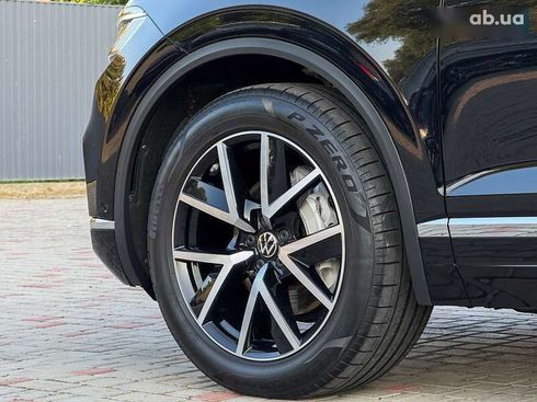 Volkswagen Touareg 2022 - фото 28