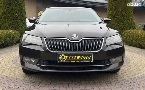 Skoda Superb 2016 - фото 2