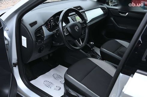 Skoda Fabia 2015 - фото 18