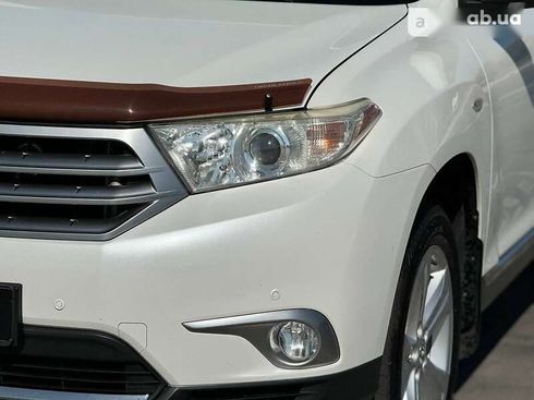 Toyota Highlander 2011 - фото 4