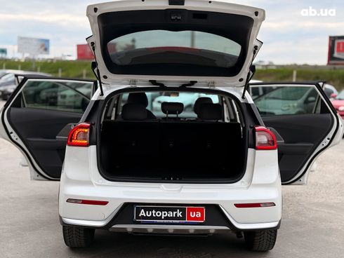 Kia Niro 2019 белый - фото 34