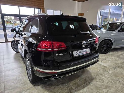 Volkswagen Touareg 2017 - фото 26