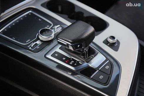 Audi Q7 2017 - фото 24