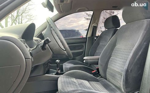 Volkswagen Golf 2002 - фото 10