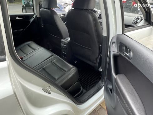 Volkswagen Tiguan 2016 белый - фото 19