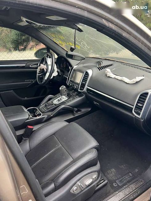 Porsche Cayenne 2015 - фото 5