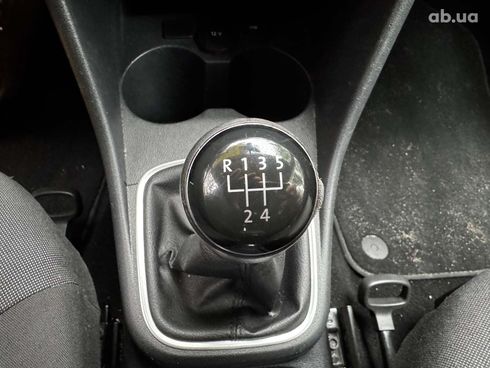 Volkswagen Polo 2015 белый - фото 20