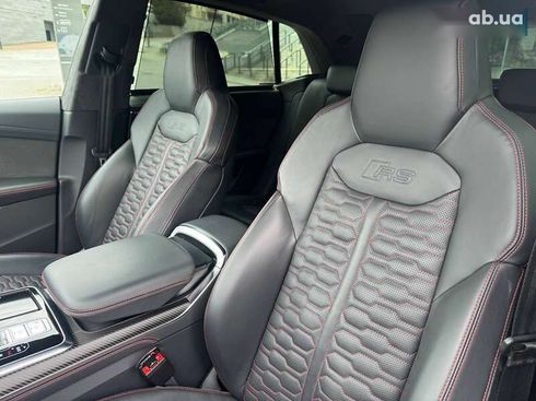 Audi RS Q8 2020 - фото 16
