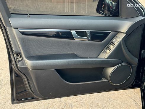 Mercedes-Benz C-Класс 2012 черный - фото 12