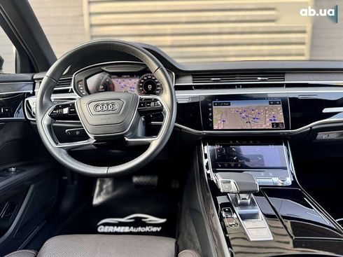 Audi A8 2021 - фото 20