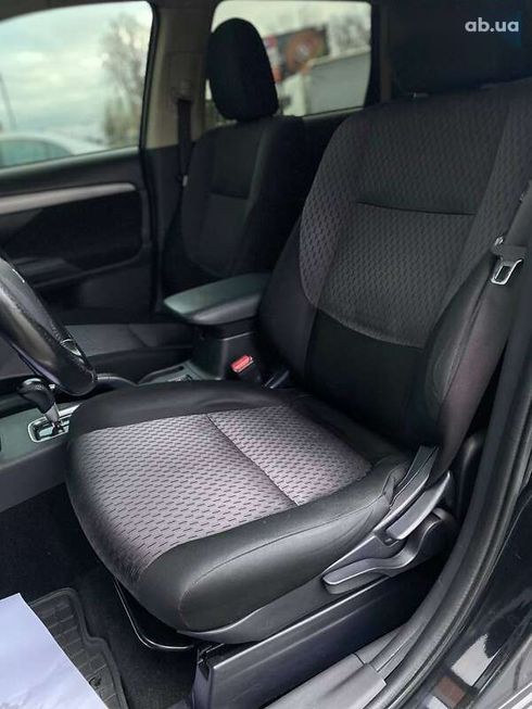 Mitsubishi Outlander 2012 - фото 21