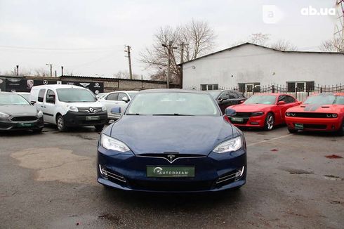 Tesla Model S 2017 - фото 9