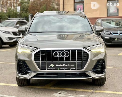 Audi Q3 2019 - фото 22