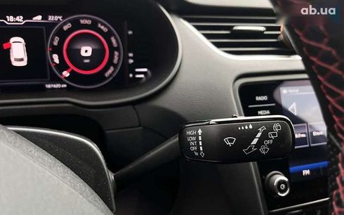 Skoda Octavia 2019 - фото 19