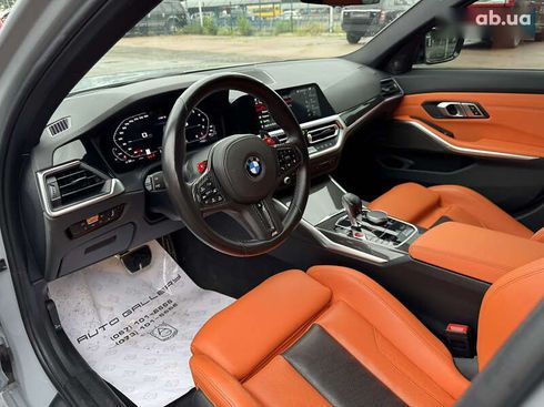 BMW M3 2021 - фото 22
