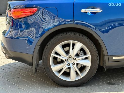 Infiniti QX70 2016 синий - фото 14