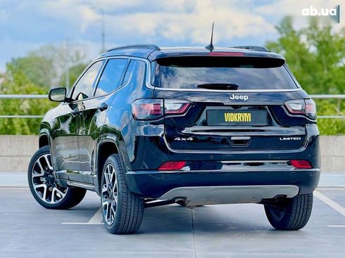 Jeep Compass 2024 - фото 17