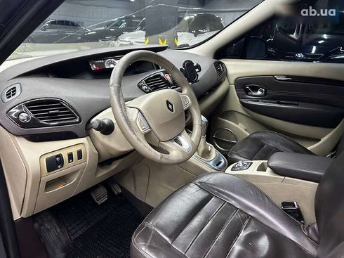 Renault Scenic 2011 - фото 8