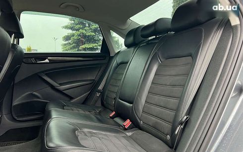 Volkswagen Passat 2015 - фото 12
