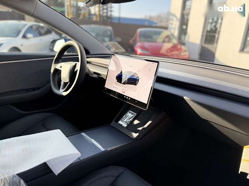 Tesla Model 3 2024 - фото 23