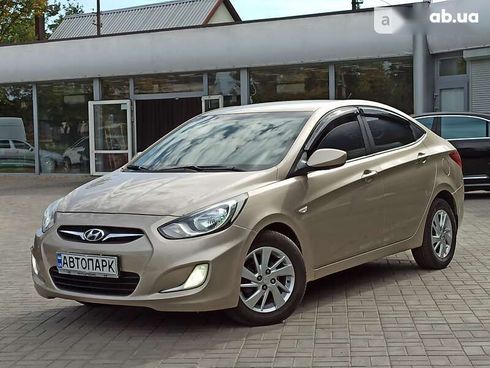 Hyundai Accent 2012 - фото 2