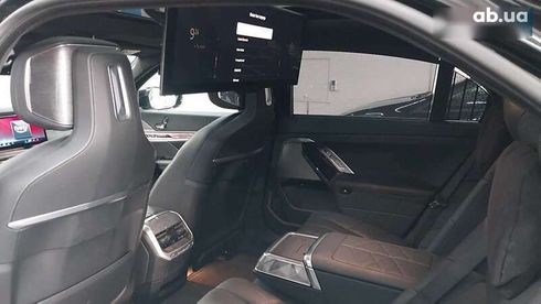 BMW 7 серия 2023 - фото 8
