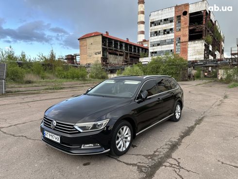 Volkswagen Passat 2015 черный - фото 13