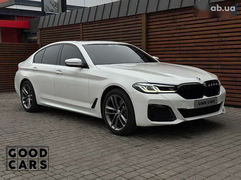 BMW 5 серия 2020 - фото 9