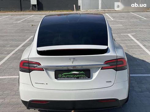 Tesla Model X 2017 - фото 22