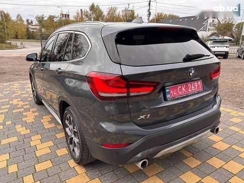 BMW X1 2021 - фото 9