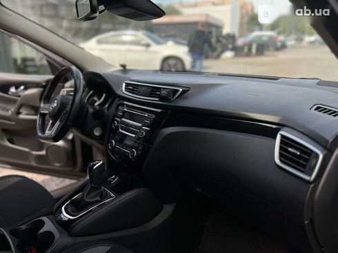 Nissan Qashqai 2017 - фото 17