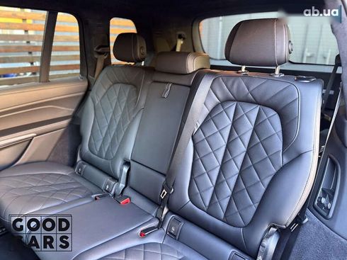 BMW X7 2023 - фото 28