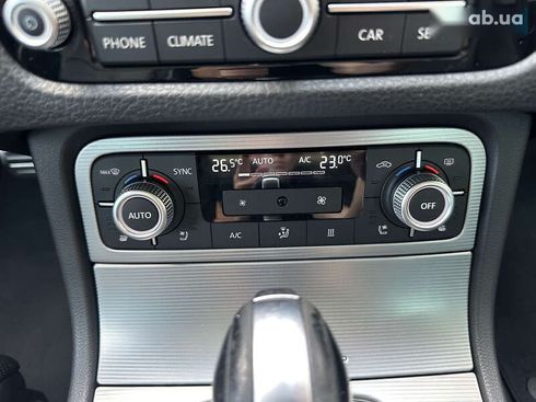 Volkswagen Touareg 2015 - фото 26