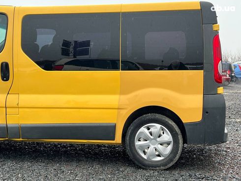 Renault Trafic 2007 желтый - фото 5