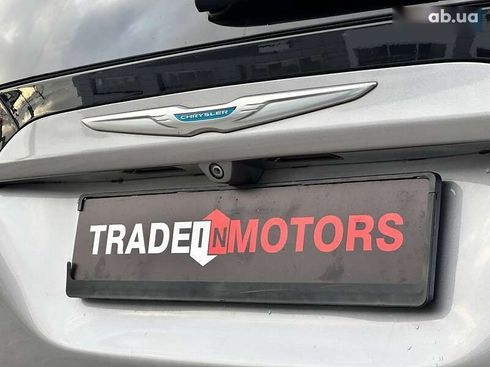 Chrysler Pacifica 2017 - фото 18