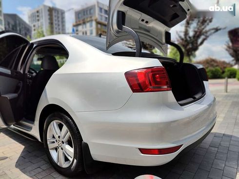 Volkswagen Jetta 2012 - фото 13