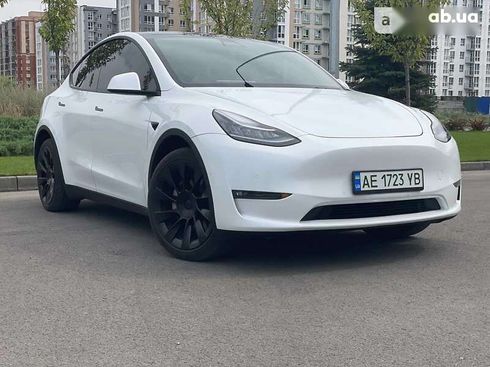 Tesla Model Y 2021 - фото 17