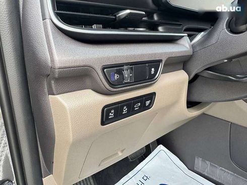 Kia Carnival 2024 - фото 14