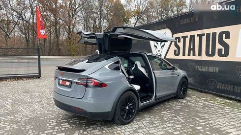 Tesla Model X 2017 - фото 25