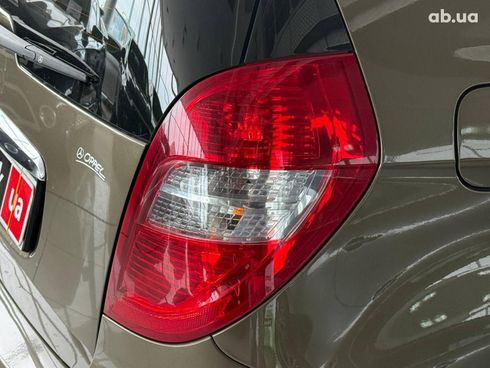 Mercedes-Benz A-Класс 2009 коричневый - фото 13