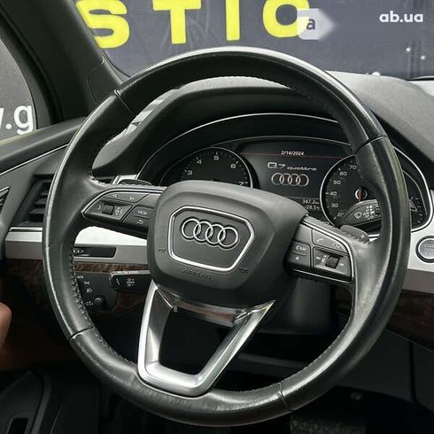 Audi Q7 2017 - фото 20