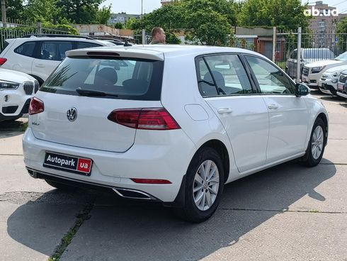 Volkswagen Golf 2019 белый - фото 13