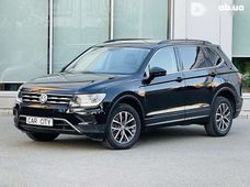 Продаж вживаних Volkswagen Tiguan 2018 року - купити на Автобазарі