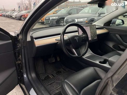 Tesla Model 3 2019 - фото 19