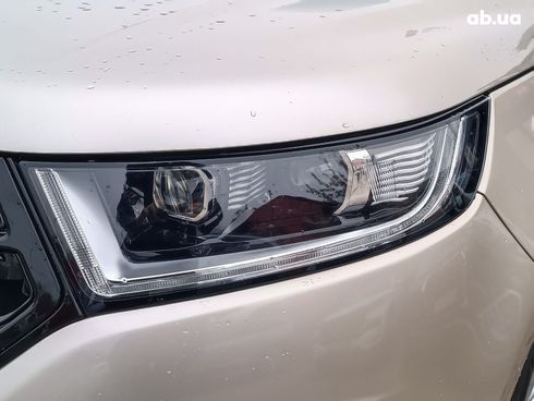 Ford Edge 2017 бежевый - фото 5