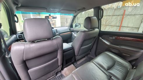 Toyota Land Cruiser 2006 серебристый - фото 14